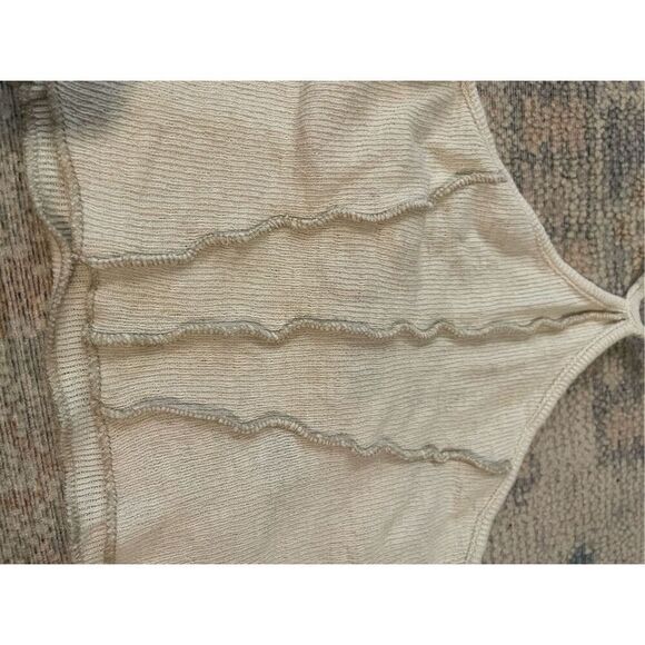 Urban outfitters cream cropped halter top size M - Picture 3 of 6